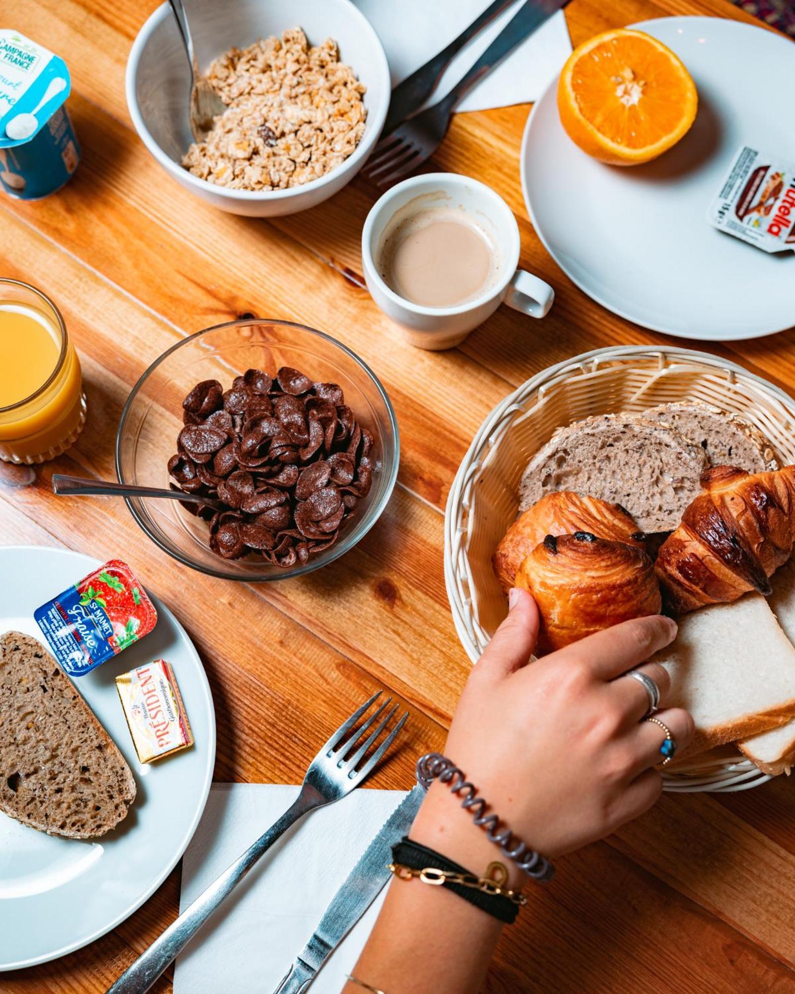 Georges Hostel & Cafe سُت المظهر الخارجي الصورة